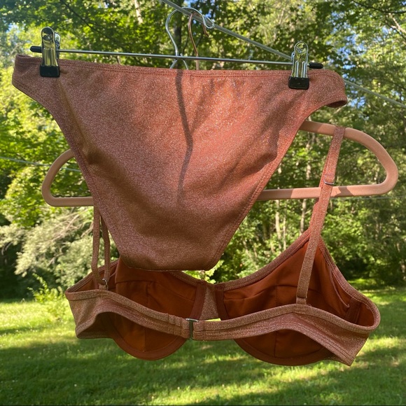 New Xhilaration Copper Metallic Texture Underwire + Cheeky Bikini Set - Picture 3 of 11